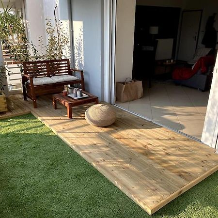 Spacious And Sunkissed 3Br & 2 Bathrooms Apartment Athens Exterior photo